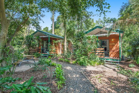 Landsborough Pines Caravan Park - Kingaroy Accommodation 0