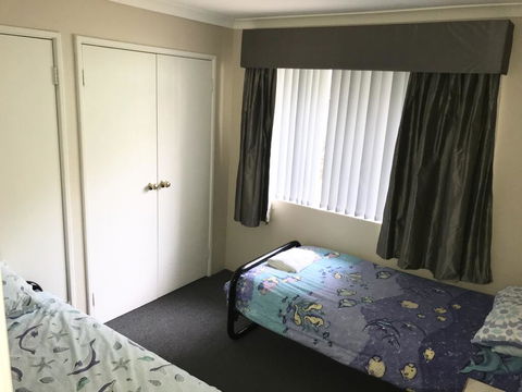 Large Family Home - Kingaroy Accommodation 3