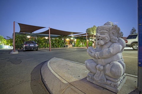 Latitude20 Cattrall Park - Kingaroy Accommodation 0