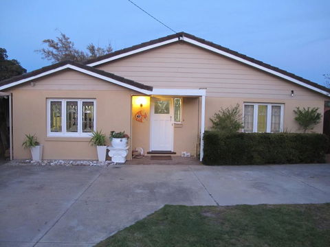 Layton Street Apartments - Kingaroy Accommodation 0