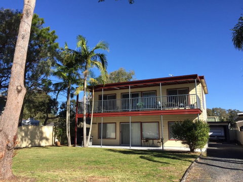 Lemon Tree Waterfront Apartments - Kingaroy Accommodation 1