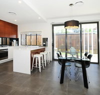 Lewis Street Apartments by Kirsten Serviced Accommodation - Kingaroy Accommodation