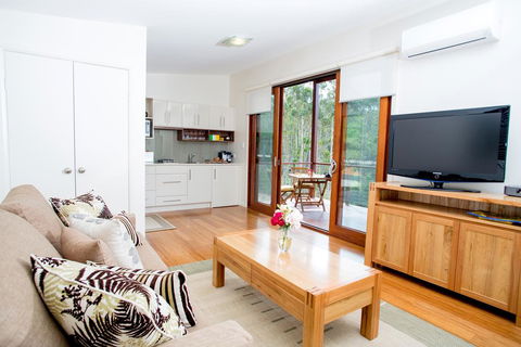 Lilypad Luxury Cabins - Kingaroy Accommodation 0