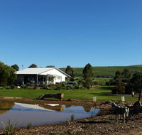 Linger Longer Cottages - Kingaroy Accommodation