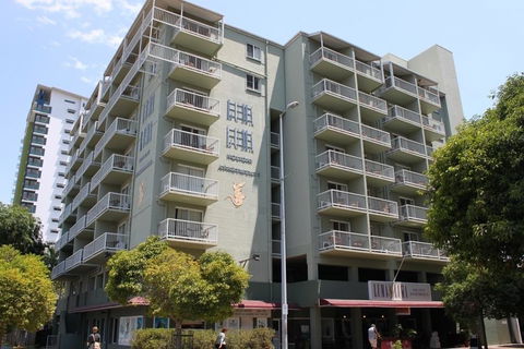 Luma Luma Holiday Apartments - Kingaroy Accommodation 2