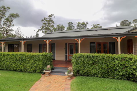 Lumeah House - Kingaroy Accommodation 1