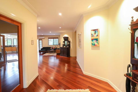 Lumeah House - Kingaroy Accommodation 3