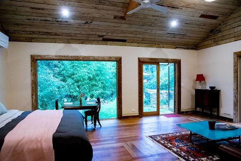 Luxury Forest Retreat - Puffing Billy - Kingaroy Accommodation 0