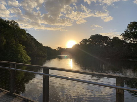 Luxury Hamptons Beachside Home In Dicky Beach - Kingaroy Accommodation 2