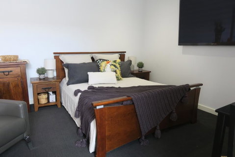 Luxury Homestay BNB In Rochedale - Kingaroy Accommodation 0