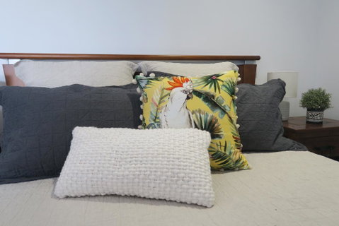Luxury Homestay BNB In Rochedale - Kingaroy Accommodation 3