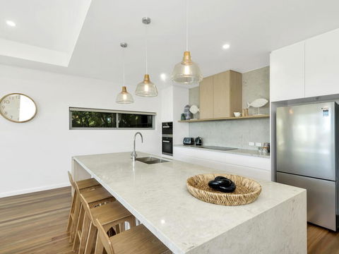 Luxury On Currumbin Beach - Kingaroy Accommodation 2