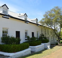 Lythgo's Row Colonial Cottages - Kingaroy Accommodation