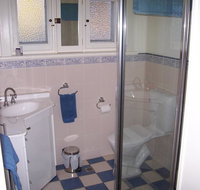 MacDonnell House Naracoorte - Kingaroy Accommodation