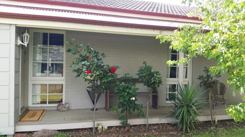 Macedon Ranges Homestay - Kingaroy Accommodation 0