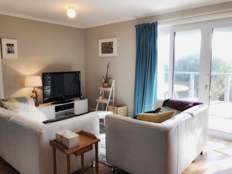 Magic Beach Cottage - Kingaroy Accommodation 0