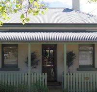 Magnolia Cottage - Kingaroy Accommodation