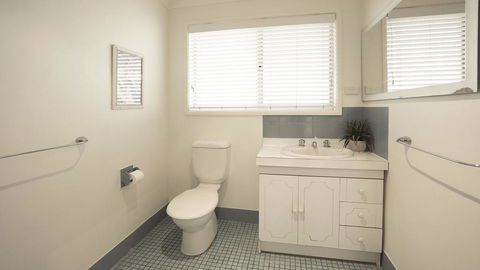 Malibu Drive 20 Bawley Point NSW - Kingaroy Accommodation 3