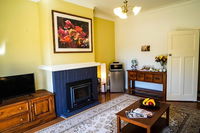 Book Swanpool Accommodation Vacations Kingaroy Accommodation Kingaroy Accommodation
