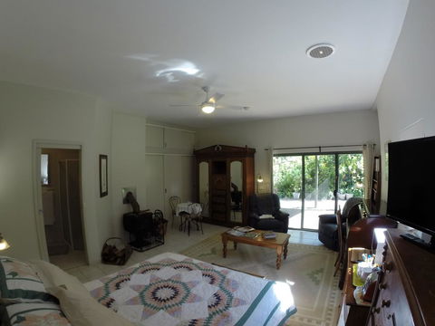 Mandalay House - Kingaroy Accommodation 2