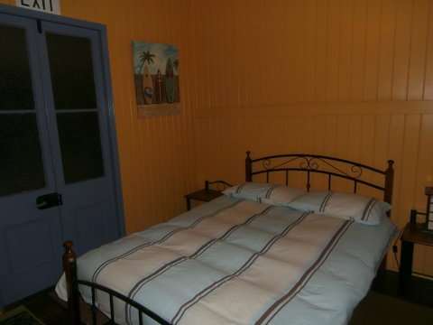Mango Tourist Hostel - Kingaroy Accommodation 2