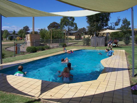 Mansfield Holiday Park - Kingaroy Accommodation 0