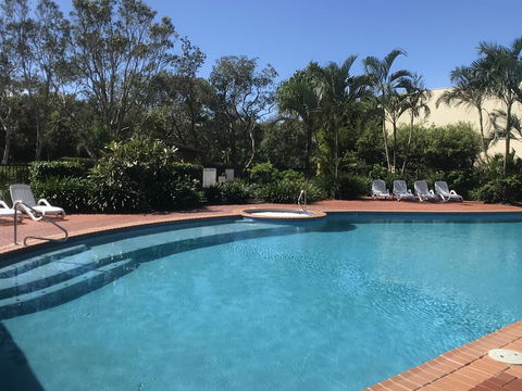 Marcoola Beachfront 3BR -Pool-100m To The Beach. - Kingaroy Accommodation 1