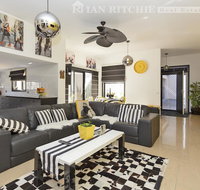 Marilyns Place Private  Spacious  Central - Kingaroy Accommodation