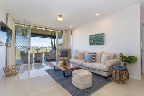 Maroochy River Inlet Views At Sebel Twin Waters Free Wifi & Parking 2 Cars - Kingaroy Accommodation 0