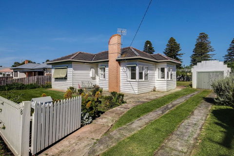 Mary Grant - Kingaroy Accommodation 0