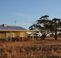 Mary's Farm Cottages - Kingaroy Accommodation