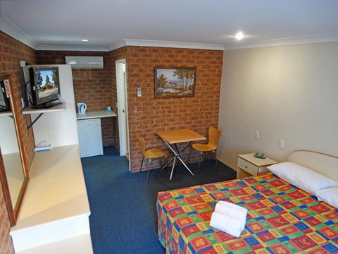 MAS Country Colonial Motor Inn - Kingaroy Accommodation 1