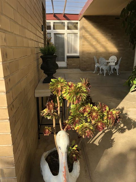 Maudie Bells - Kingaroy Accommodation 2