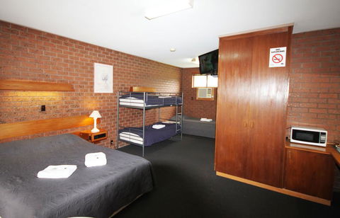 Melaleuca Lodge Beaconsfield - Kingaroy Accommodation 3