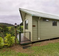Mena Creek Flower House - Kingaroy Accommodation