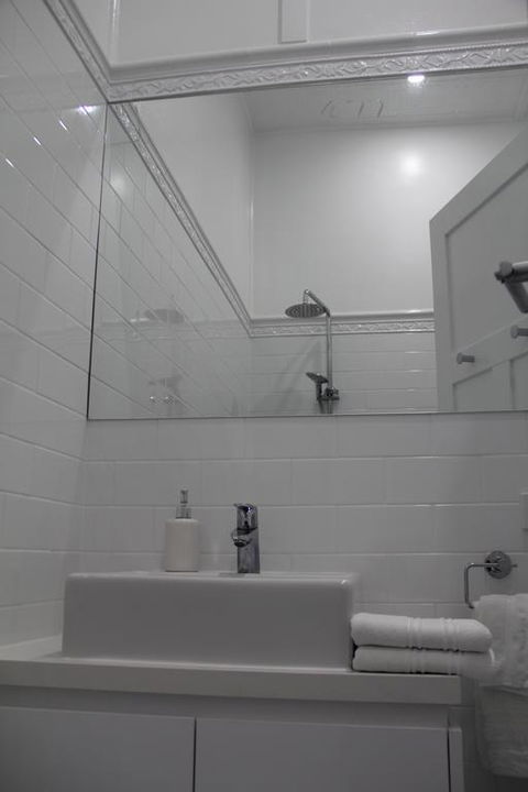 Mentor Chambers Apartment Bed & Breakfast - Kingaroy Accommodation 3