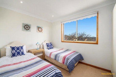 Merindah #15 - 15/15 Barnhill Road, Terrigal - Kingaroy Accommodation 3