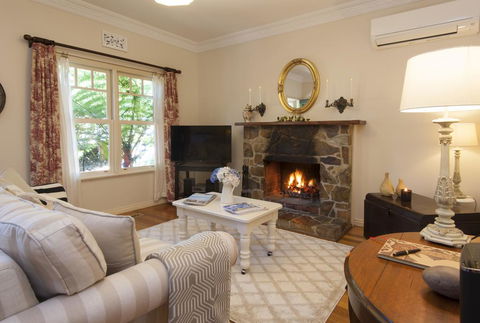 Merrow Cottages - Gatehouse - Kingaroy Accommodation 3