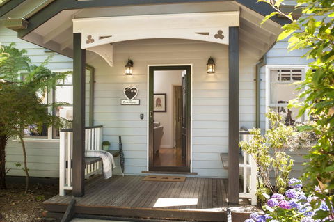 Merrow Cottages - Gatehouse - Kingaroy Accommodation 1