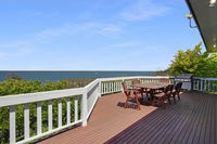 Metung Lake House