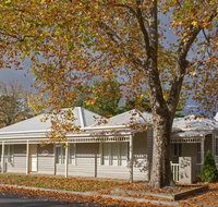 Mews Cottages - Kingaroy Accommodation