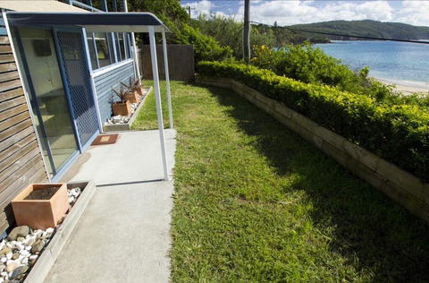 Mick's Apartment - Seal Rocks Beachfront - Kingaroy Accommodation 0