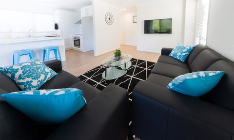 Modern Home Away From Home - Kingaroy Accommodation 2