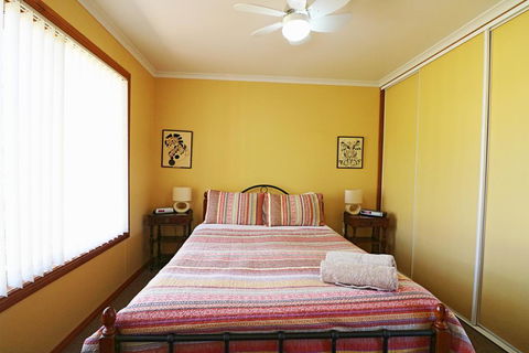 Monaro Cottage - Kingaroy Accommodation 2