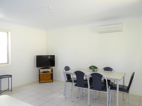 Moonta Bay Cabins - Kingaroy Accommodation 2