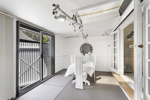 Morna Point Road 86A, Nell's Cottage - Kingaroy Accommodation 3