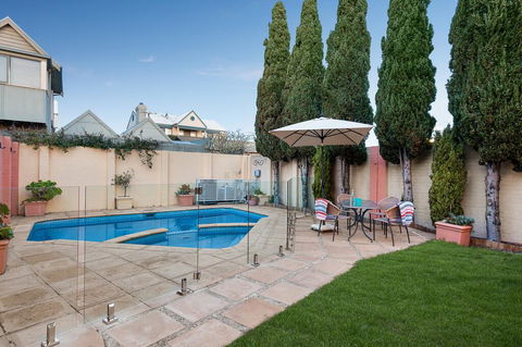Mornington - Esplanade Escape - Kingaroy Accommodation 2