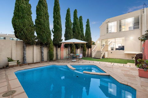 Mornington - Esplanade Escape - Kingaroy Accommodation 1