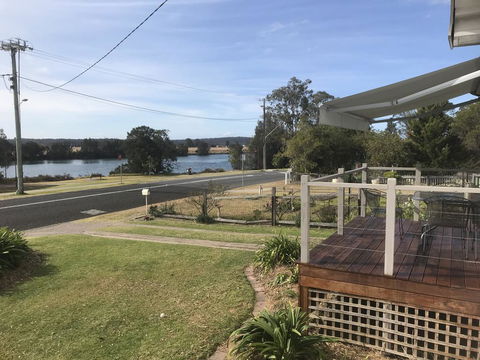 Moruya Holiday House - Kingaroy Accommodation 0