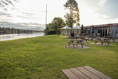Moruya Waterfront Hotel Motel - Kingaroy Accommodation 0